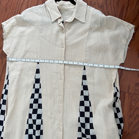 Dressed in lala Oversized Maxi Dress in Sand - Picture 6 of 8